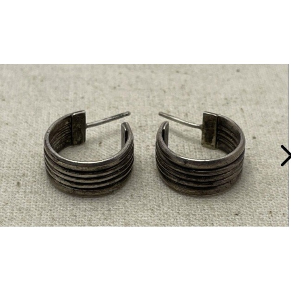 Sterling Silver Multi Ribbed C Hoop Earrings Vintage Oxidized Textured Studs